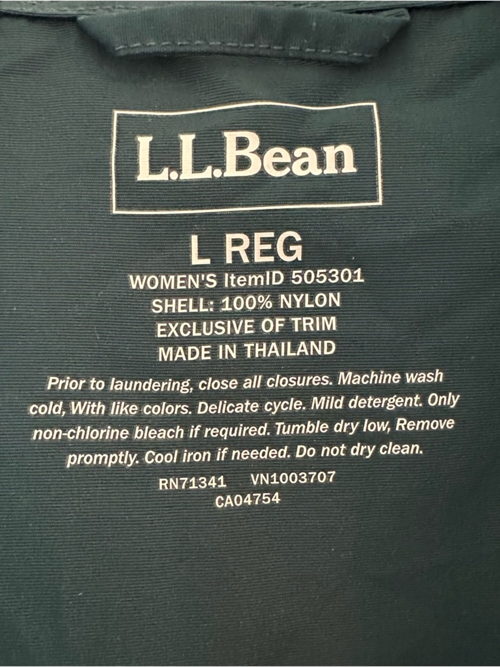 L.L. Bean Women’s Mountain Classic Color Block Hooded Anorak Jacket Size Large - Picture 10 of 13